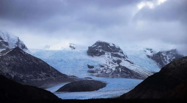 Fotografía del glaciar Italia el 12 de mayo de 2023, en el parque nacional Alberto de Agostini, en Tierra del Fuego (Chile).